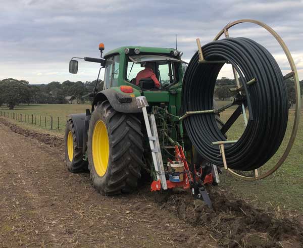 pipe laying tractor
