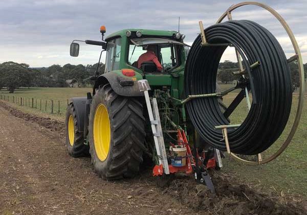 pipe laying tractor